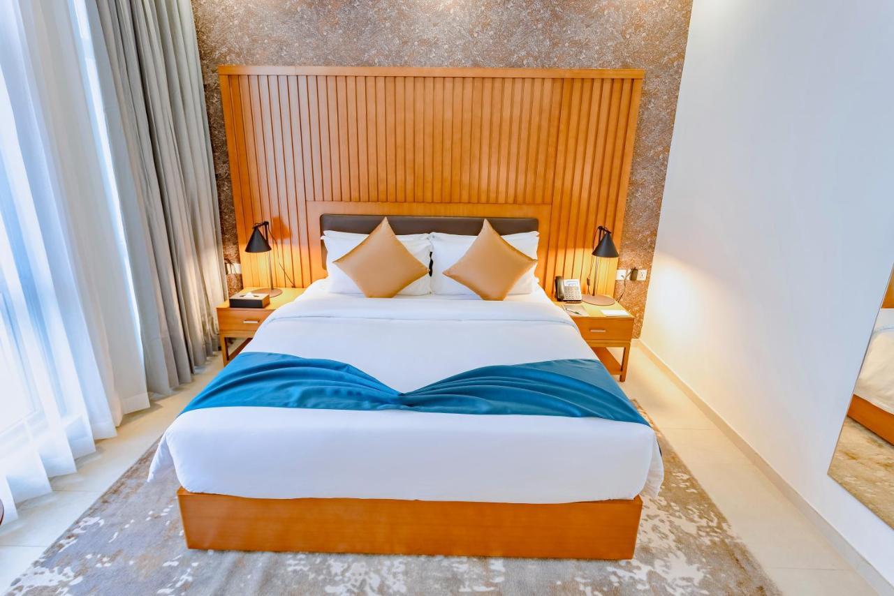 Alisa Hotel Tema Kültér fotó