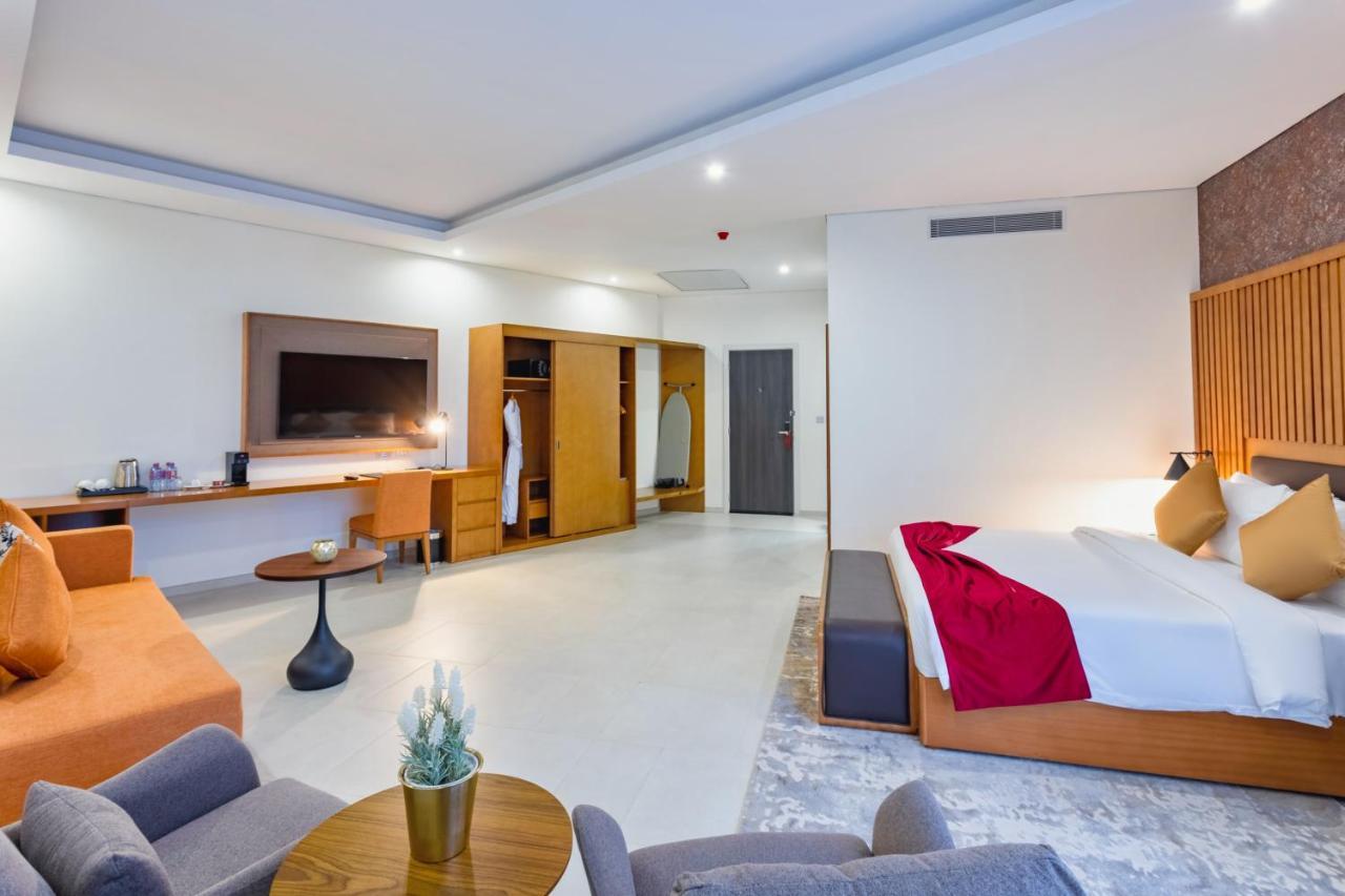 Alisa Hotel Tema Kültér fotó